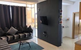 Large Sea View Studio